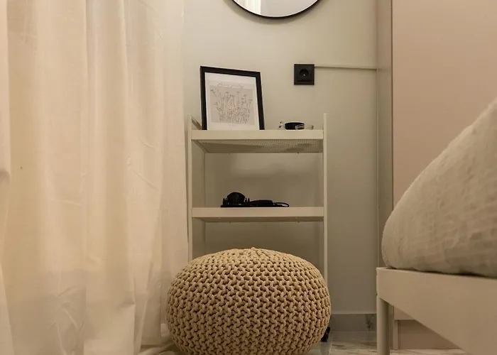 Gem Apartment *